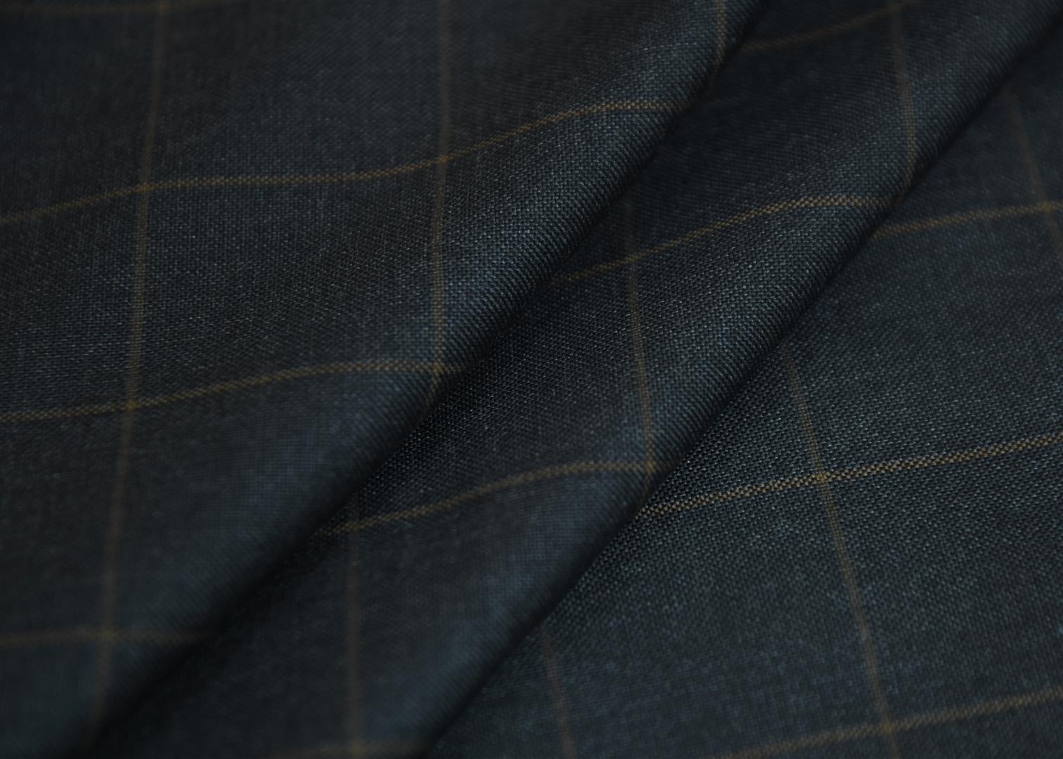 Luciano Worsted Wool Suit